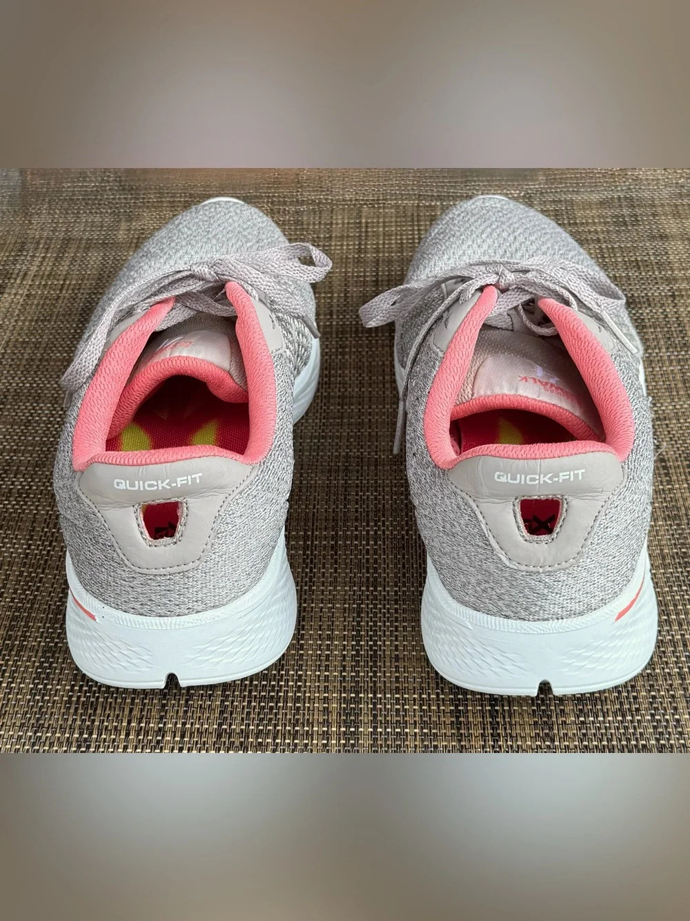 Skechers Mesh Sneakers Women's U.S. 7.5 Go Walk 4 Light Gray/Coral Goga Max